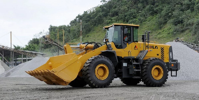 конкурс профессионального мастерства на фронтальном погрузчике SDLG